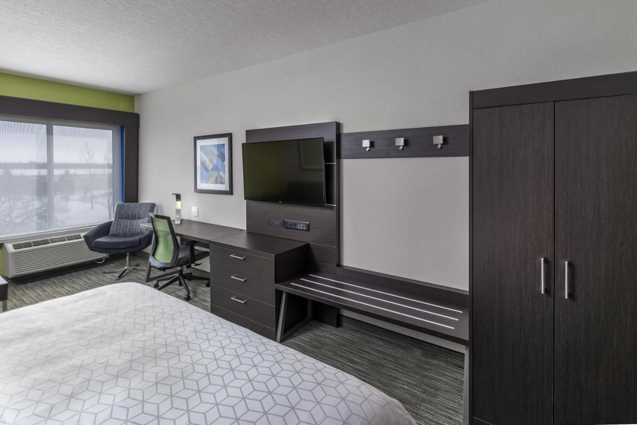 Holiday Inn Express & Suites Kelowna - East By Ihg Buitenkant foto