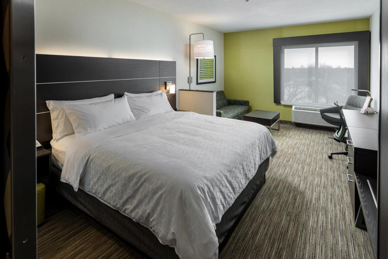 Holiday Inn Express & Suites Kelowna - East By Ihg Buitenkant foto
